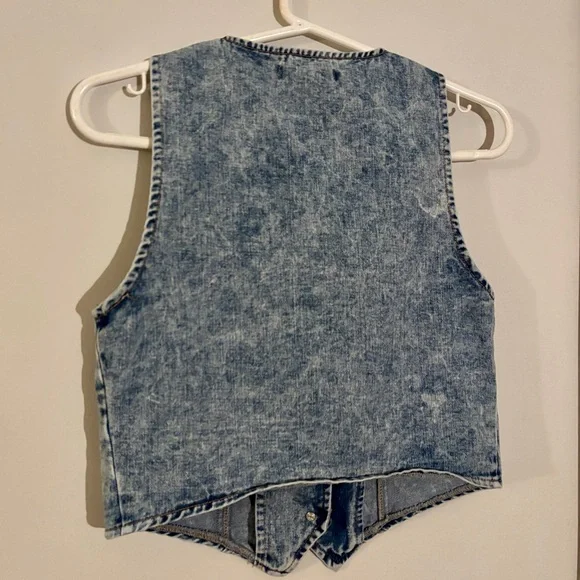 Sincerely Jules Denim Vest Size Medium - Picture 5 of 5